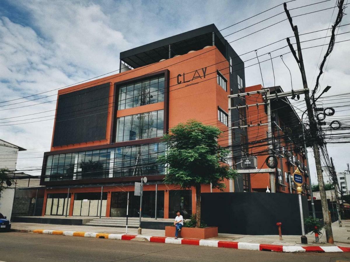 Clay Hotel Udonthani Bagian luar foto